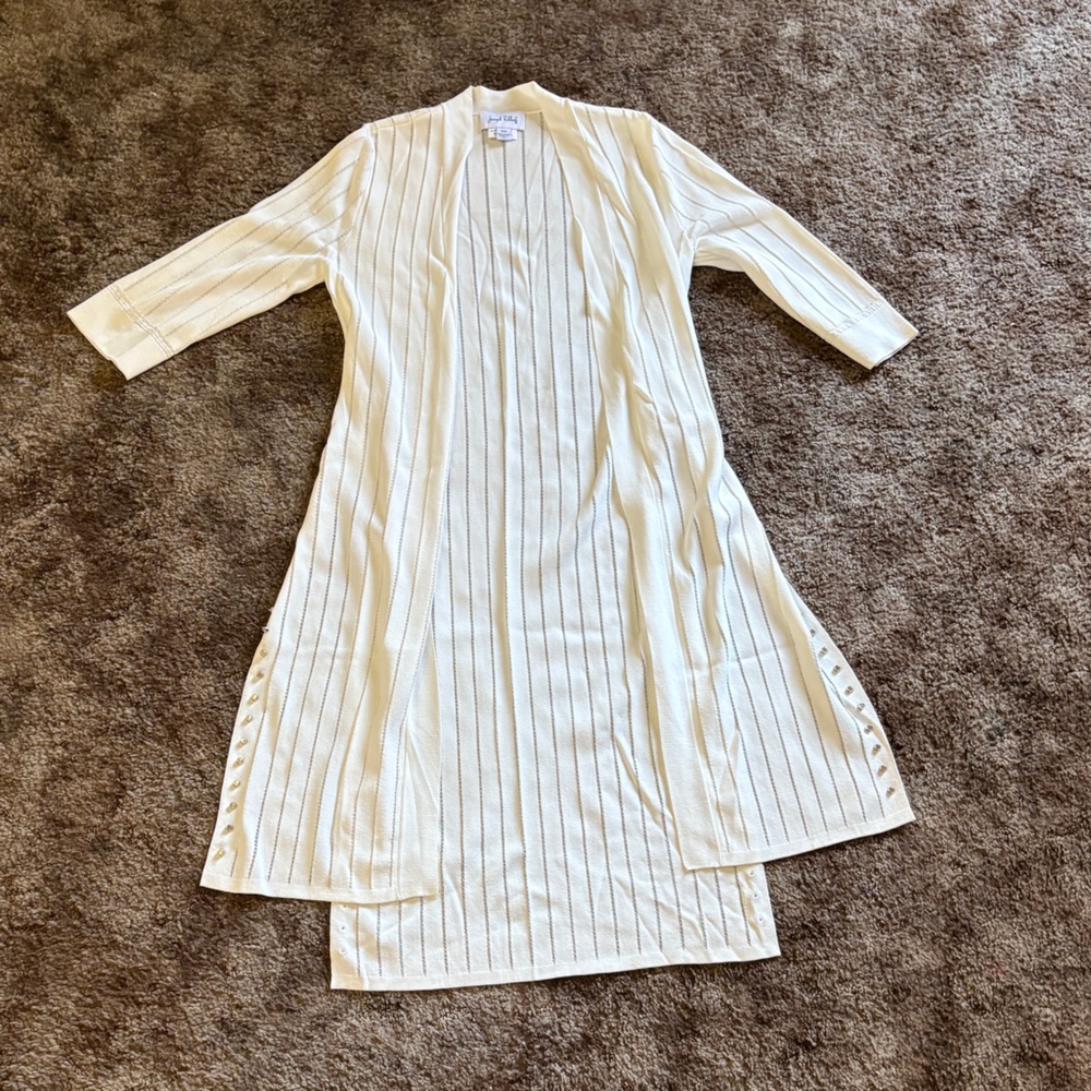 White Joseph Ribkoff Sweater